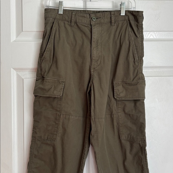 Uniqlo Olive Green Cotton Cargo Pants Size Small Utility large pockets - Picture 6 of 12